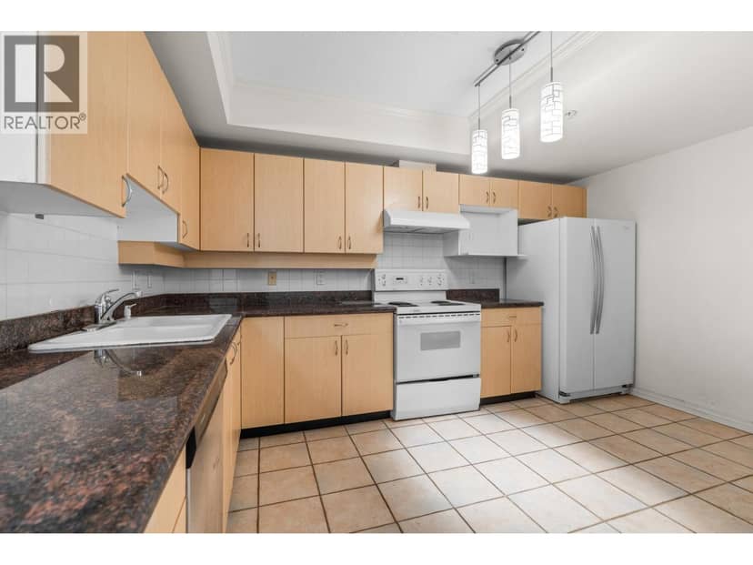1605 6611 COONEY ROAD, Richmond, photo 3