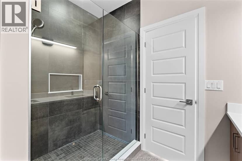 4507 Ursula — photo 19 of 33