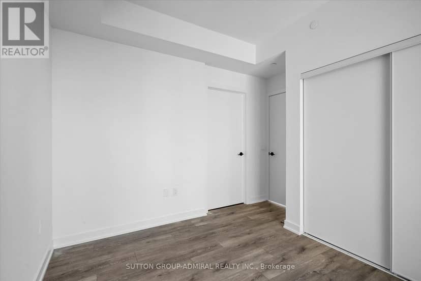2902 - 127 Broadway Avenue — photo 8 of 25