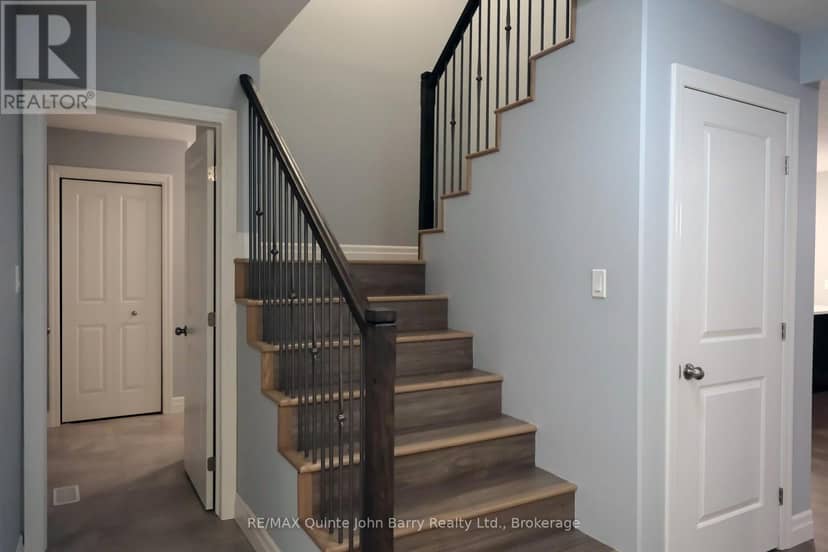 22 Granby Court — photo 10 of 40