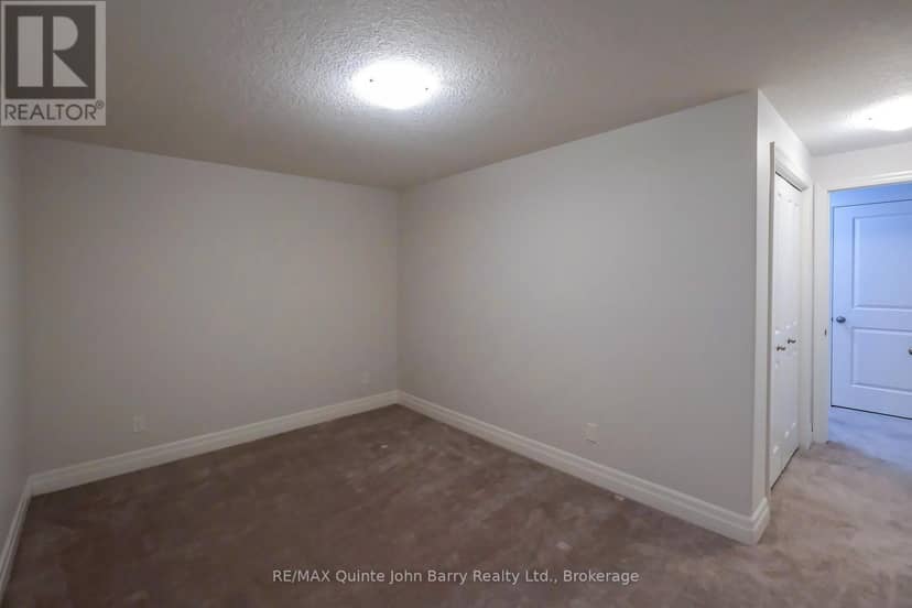 22 Granby Court — photo 35 of 40