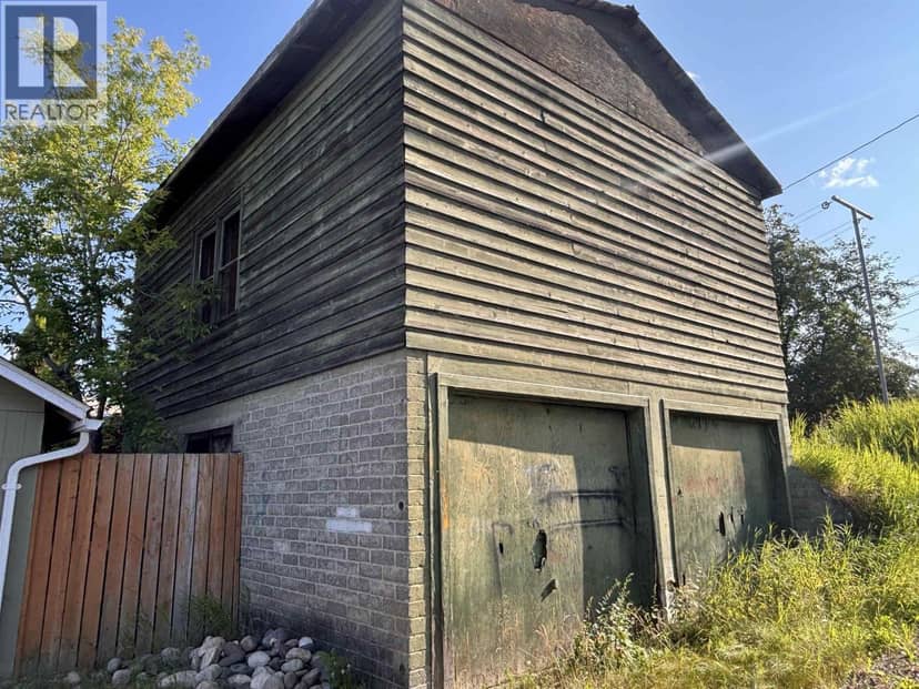 2066 ROSS CRESCENT, Prince George, photo 3