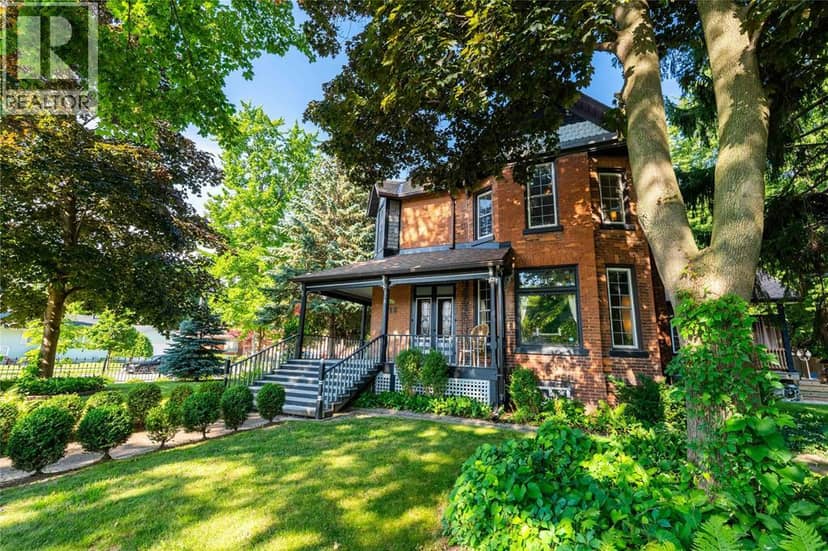 213 VIDAL STREET South — photo 2 of 40