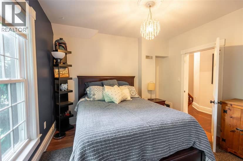 213 VIDAL STREET South — photo 22 of 40
