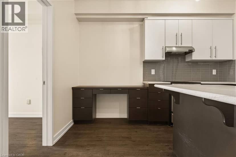 520 NORTH SERVICE Road Unit# 308 — photo 15 of 40