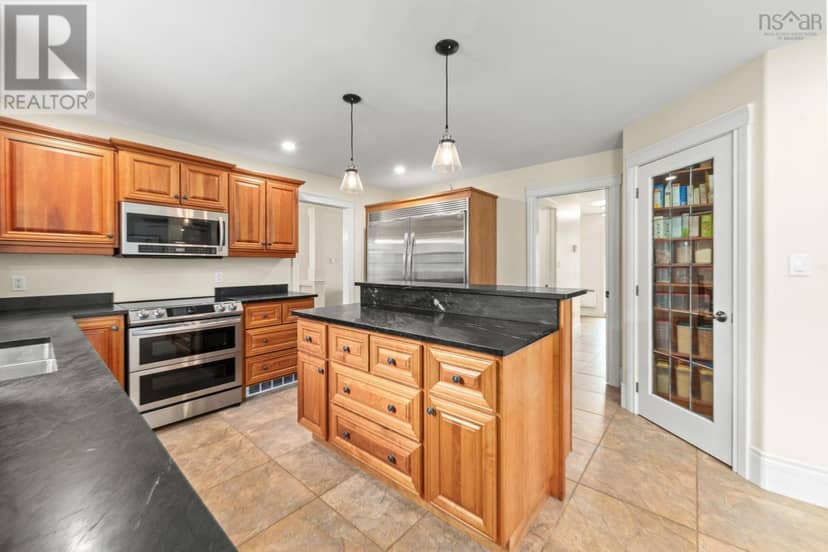 133 Lundy Drive — photo 12 of 40