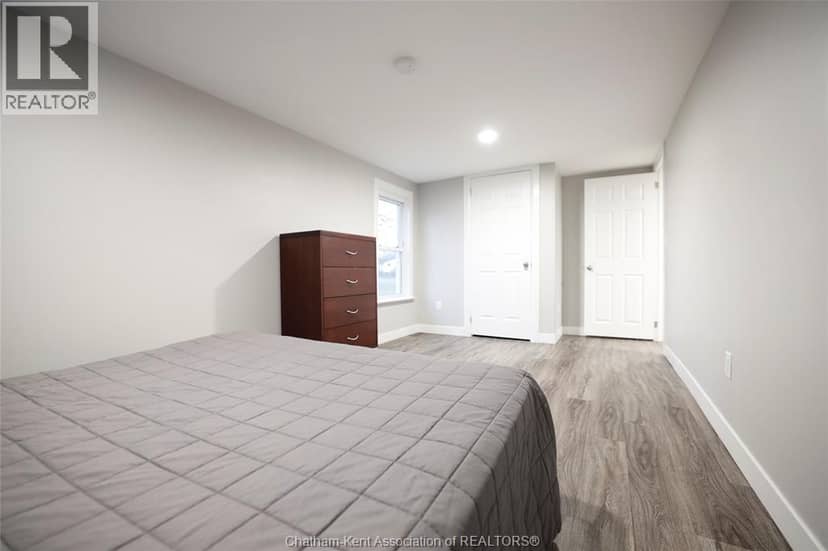 97 Taylor AVENUE — photo 14 of 26