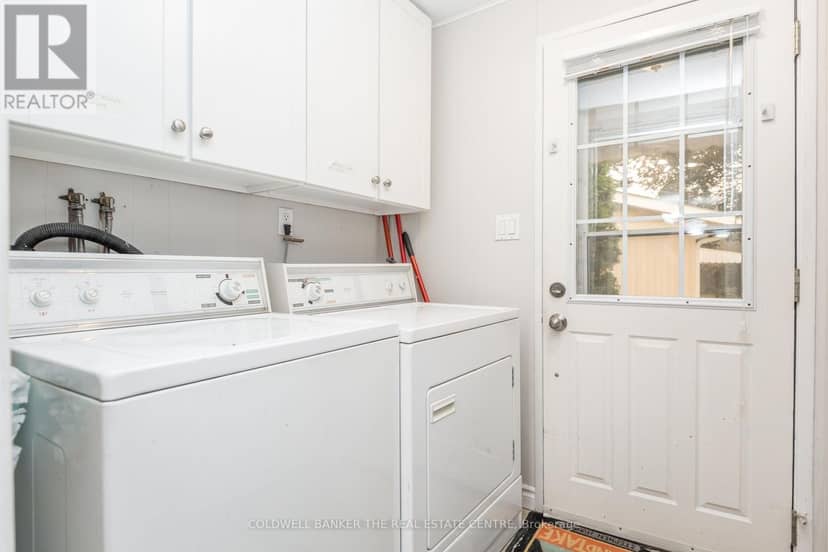 9 Hawthorne Drive — photo 18 of 23