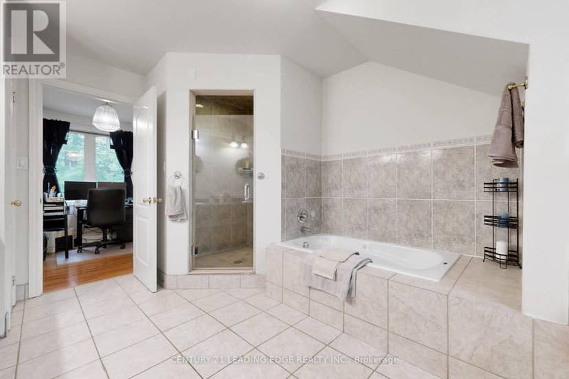 72 Bolsover Road — photo 31 of 40