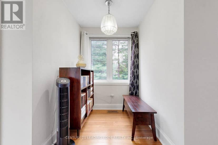 72 Bolsover Road — photo 36 of 40
