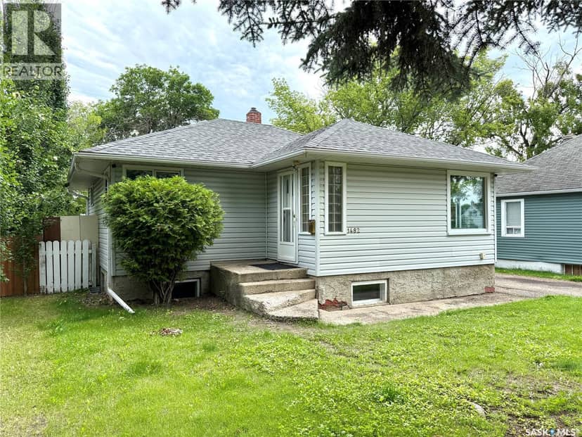1482 95th STREET, North Battleford