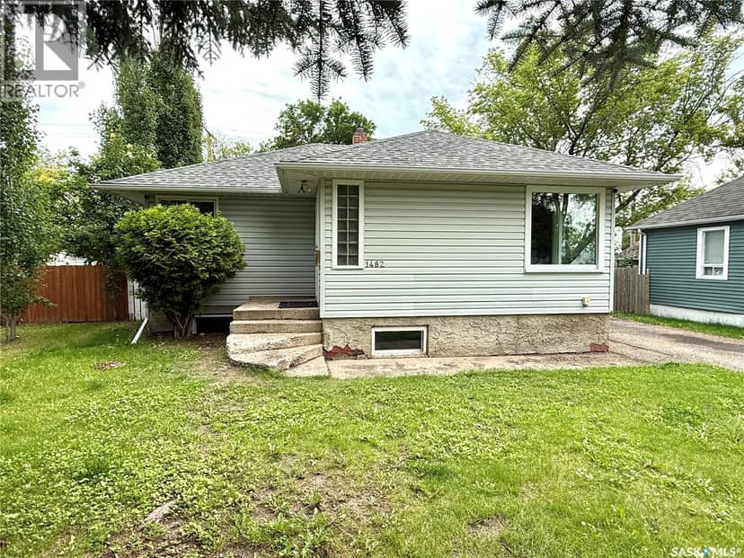 1482 95th STREET, North Battleford, photo 2
