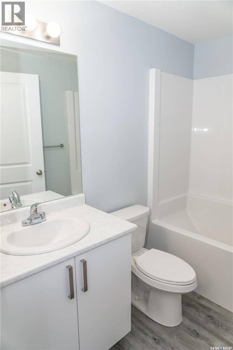 318 Stehwien STREET — photo 32 of 40