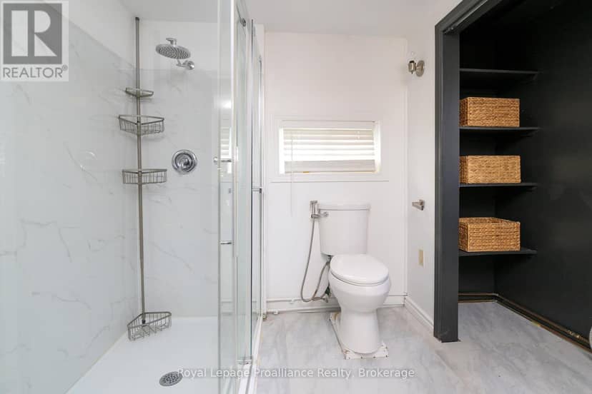 83 Moira Street E — photo 10 of 40