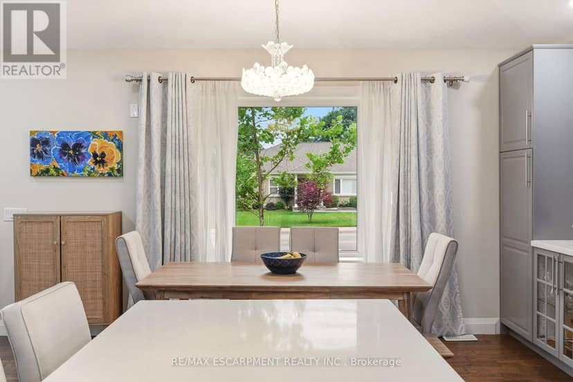 715 Drury Lane — photo 19 of 40