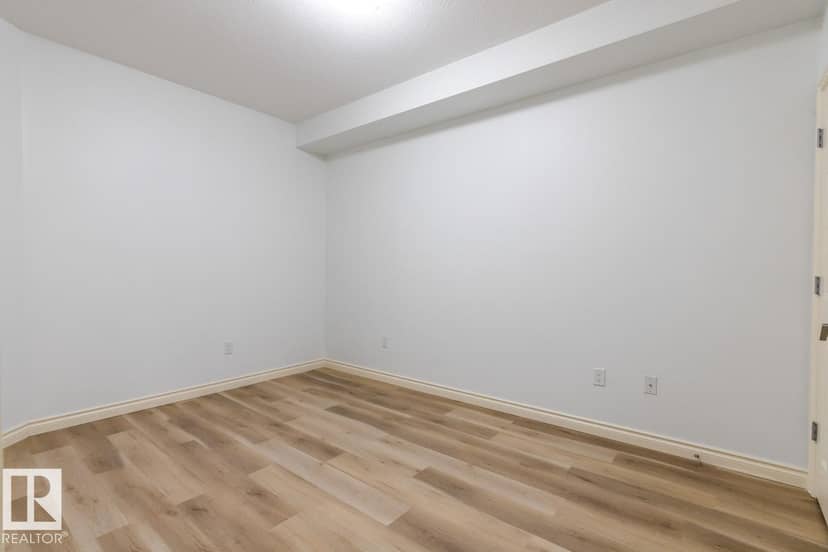 #407 5 Perron St — photo 21 of 40