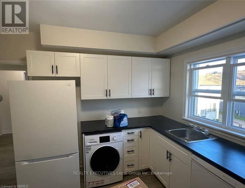 245 Mattawa Street — photo 18 of 25
