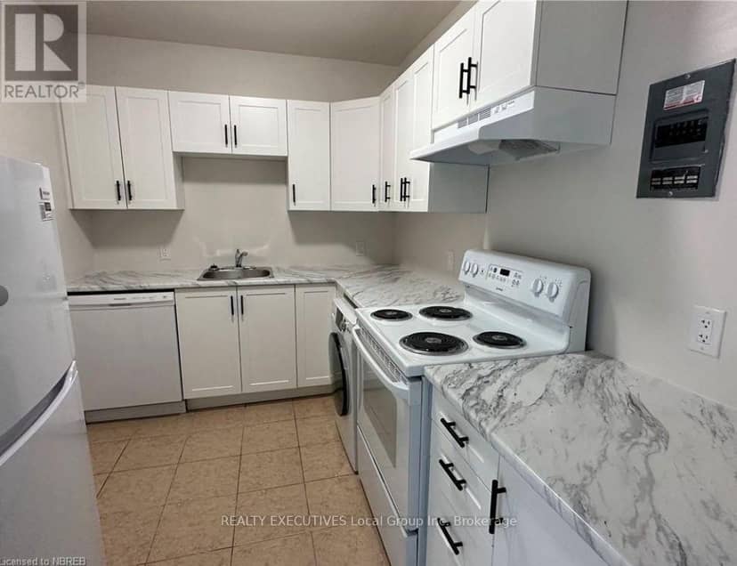 245 Mattawa Street — photo 6 of 26