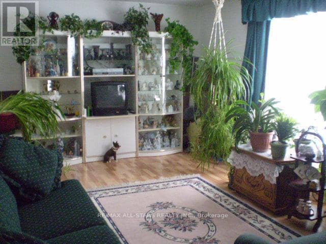 1225 Spring Valley Road — photo 9 of 36