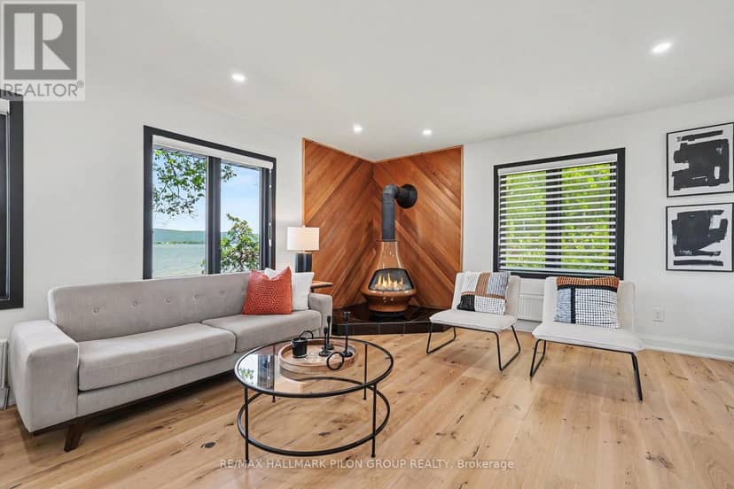 584 Bayview Drive — photo 10 of 33