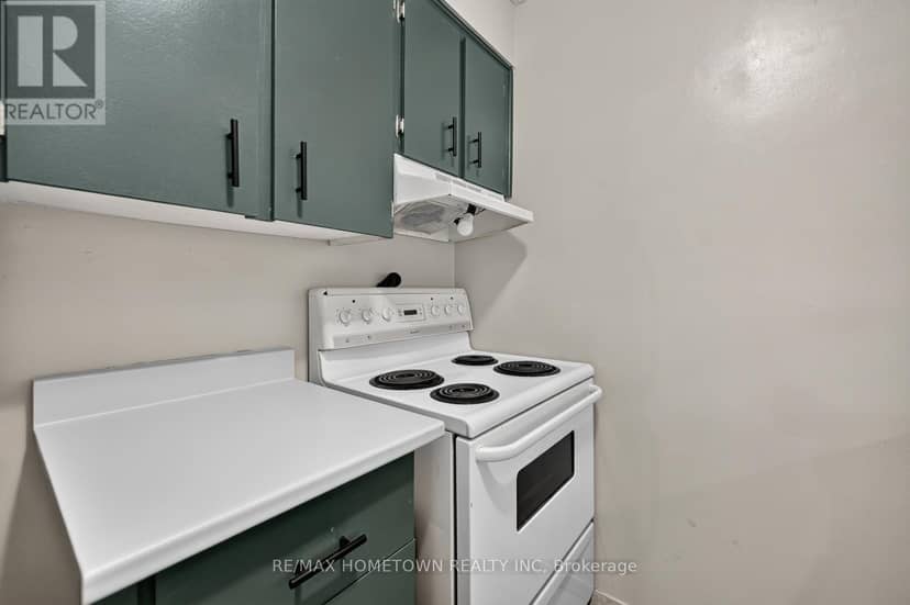 G1 - 815 Kyle Court — photo 10 of 28
