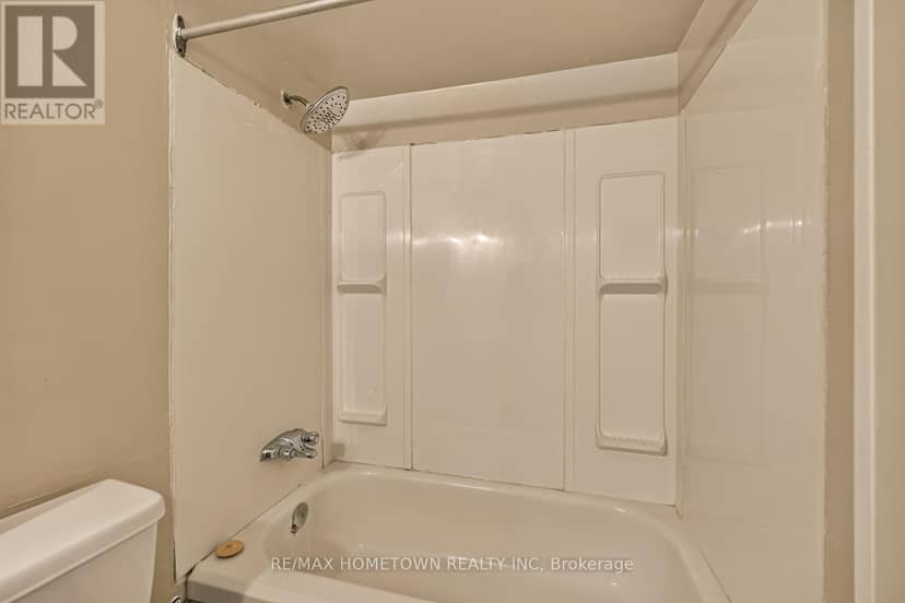 G1 - 815 Kyle Court — photo 25 of 28