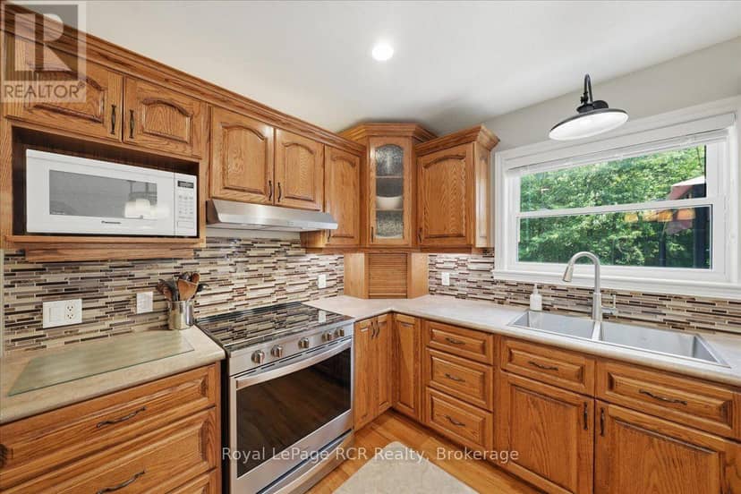 197 Carney Street — photo 13 of 40