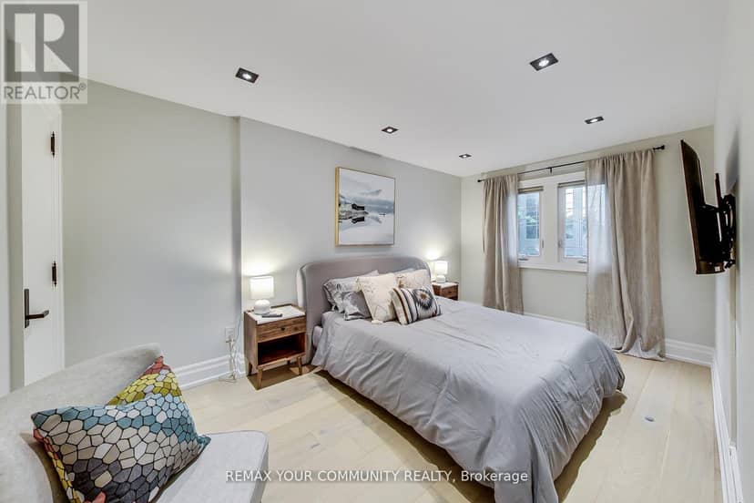 47 Soudan Avenue — photo 21 of 40
