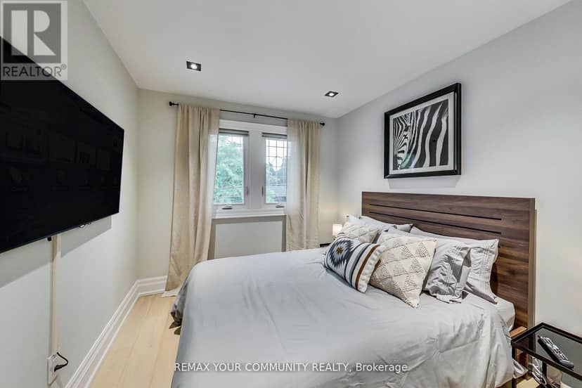 47 Soudan Avenue — photo 25 of 40