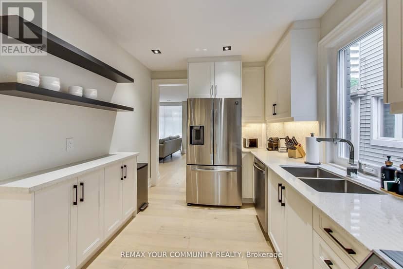 47 Soudan Avenue, Toronto, photo 8