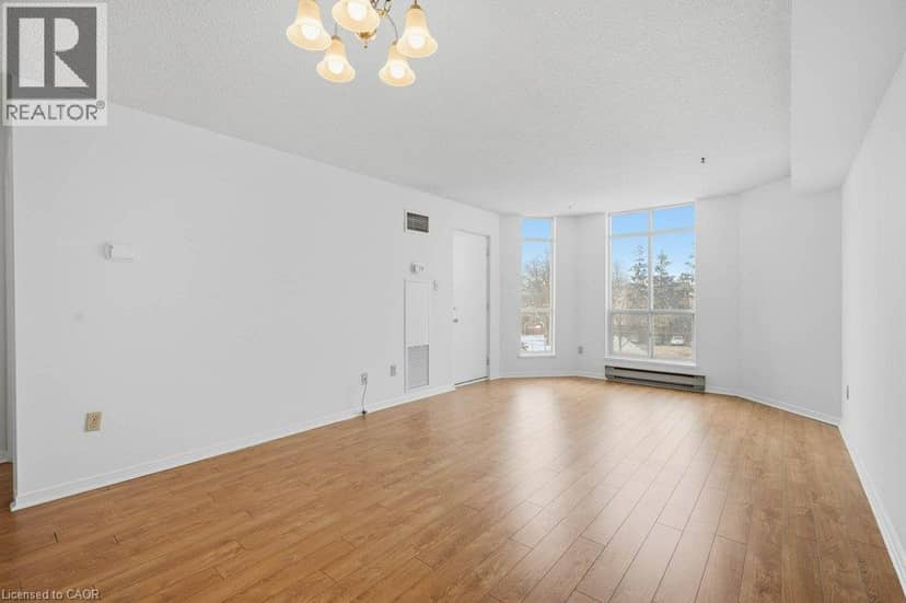 1414 KING Street E Unit# 302 — photo 11 of 34