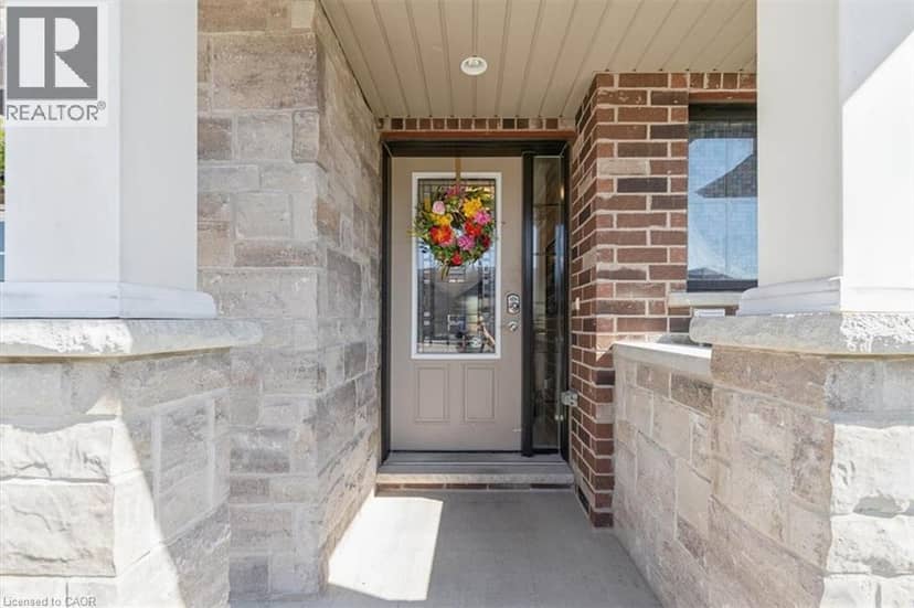 1453 DUNKIRK Avenue — photo 4 of 33