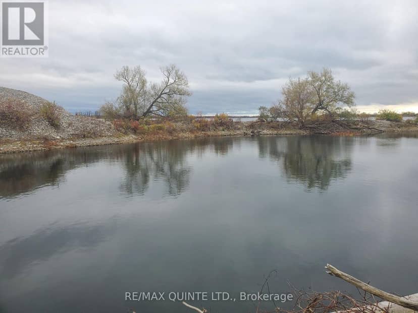 40 Fisherman's Cove Lane — photo 3 of 13