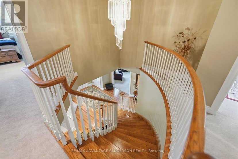 1796 Gainsborough Road — photo 34 of 40