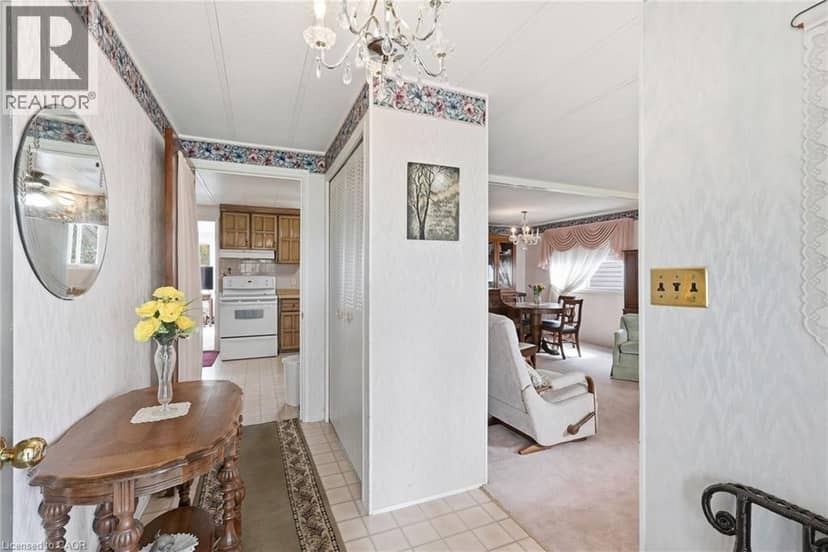 33 FAIRVIEW Crescent, Listowel, photo 7