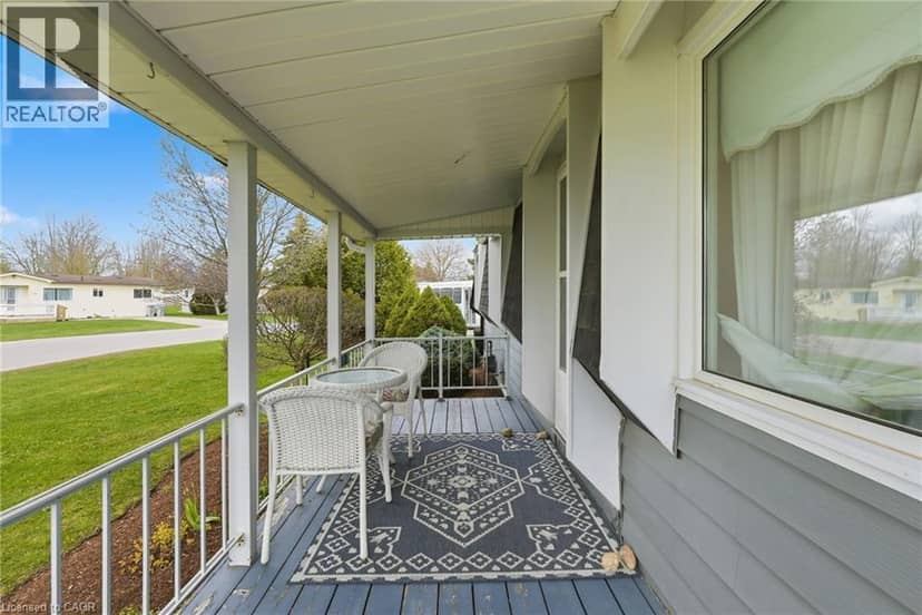 33 FAIRVIEW Crescent, Listowel, photo 5
