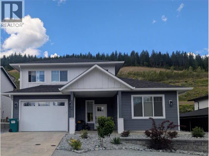 2744 Cedar Ridge Street, Lumby