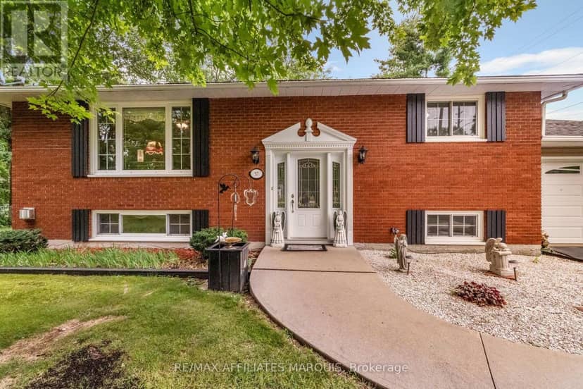 57 Golf Club Road, Rideau Lakes, photo 2