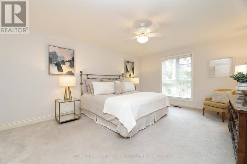 38 Crimson Millway — photo 15 of 26