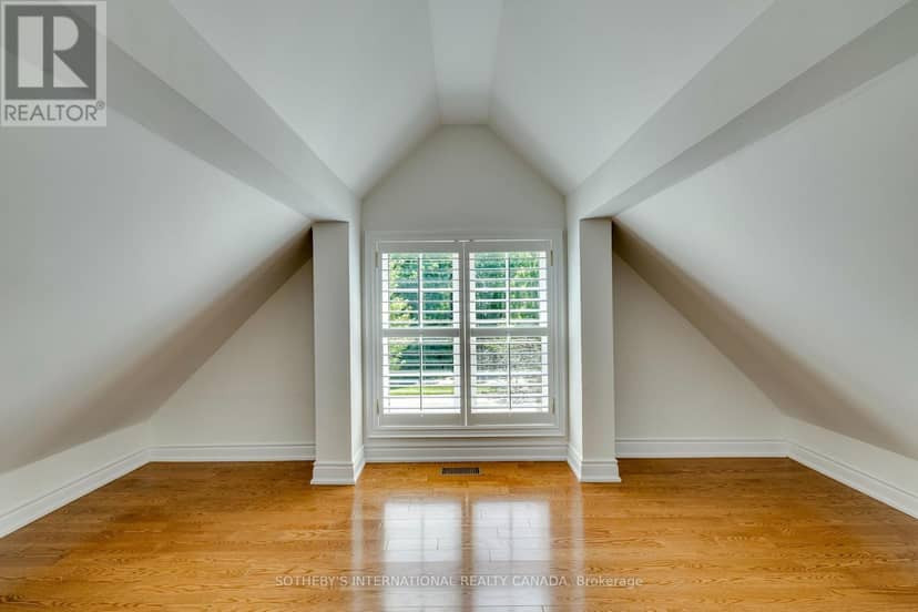 549 Renshaw Court — photo 33 of 40