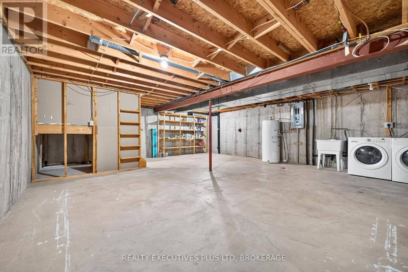 6 - 6044 Swayze Drive — photo 26 of 35