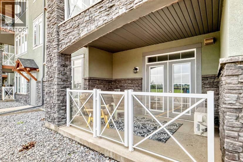 113, 1005A Westmount Drive — photo 11 of 18