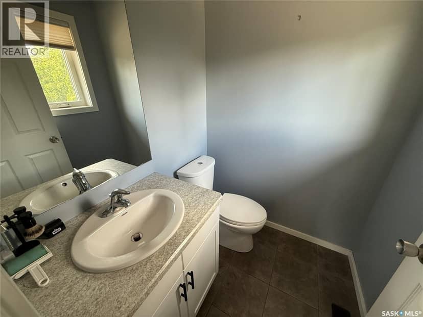 802 Park AVENUE — photo 18 of 22