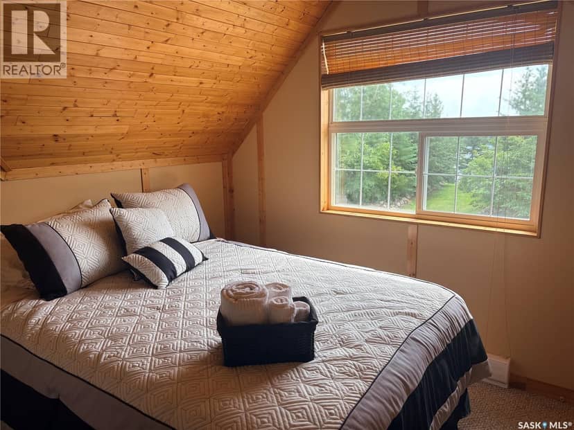 Joanette Dr Cabin — photo 12 of 38