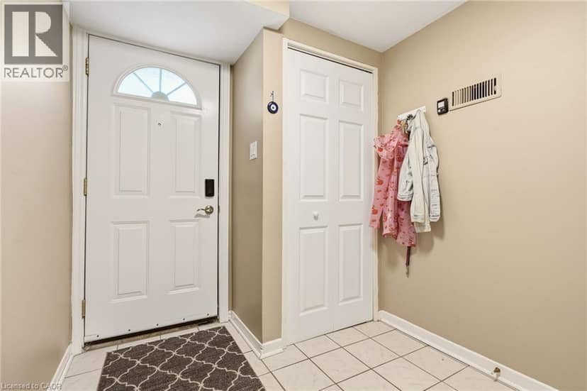 125 BONAVENTURE Drive Unit# 2, Hamilton, photo 6