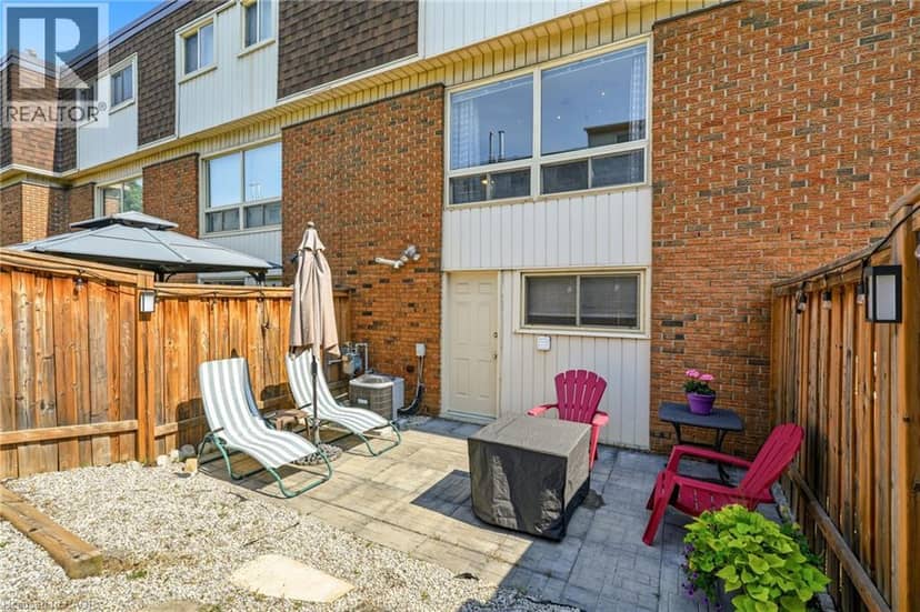 125 BONAVENTURE Drive Unit# 2 — photo 39 of 40