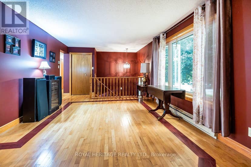 7014 Hunter Street — photo 6 of 40