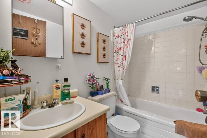#203 10842 107 ST NW — photo 13 of 25