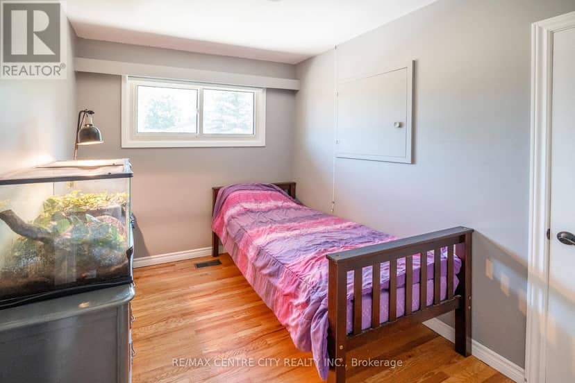 140 Oakwood Place — photo 29 of 37