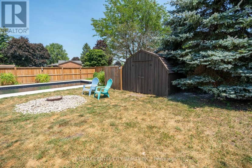140 Oakwood Place — photo 8 of 37